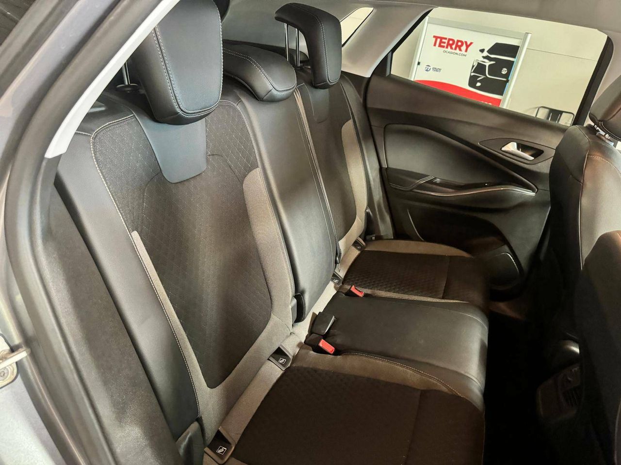 Foto Opel Grandland X 4