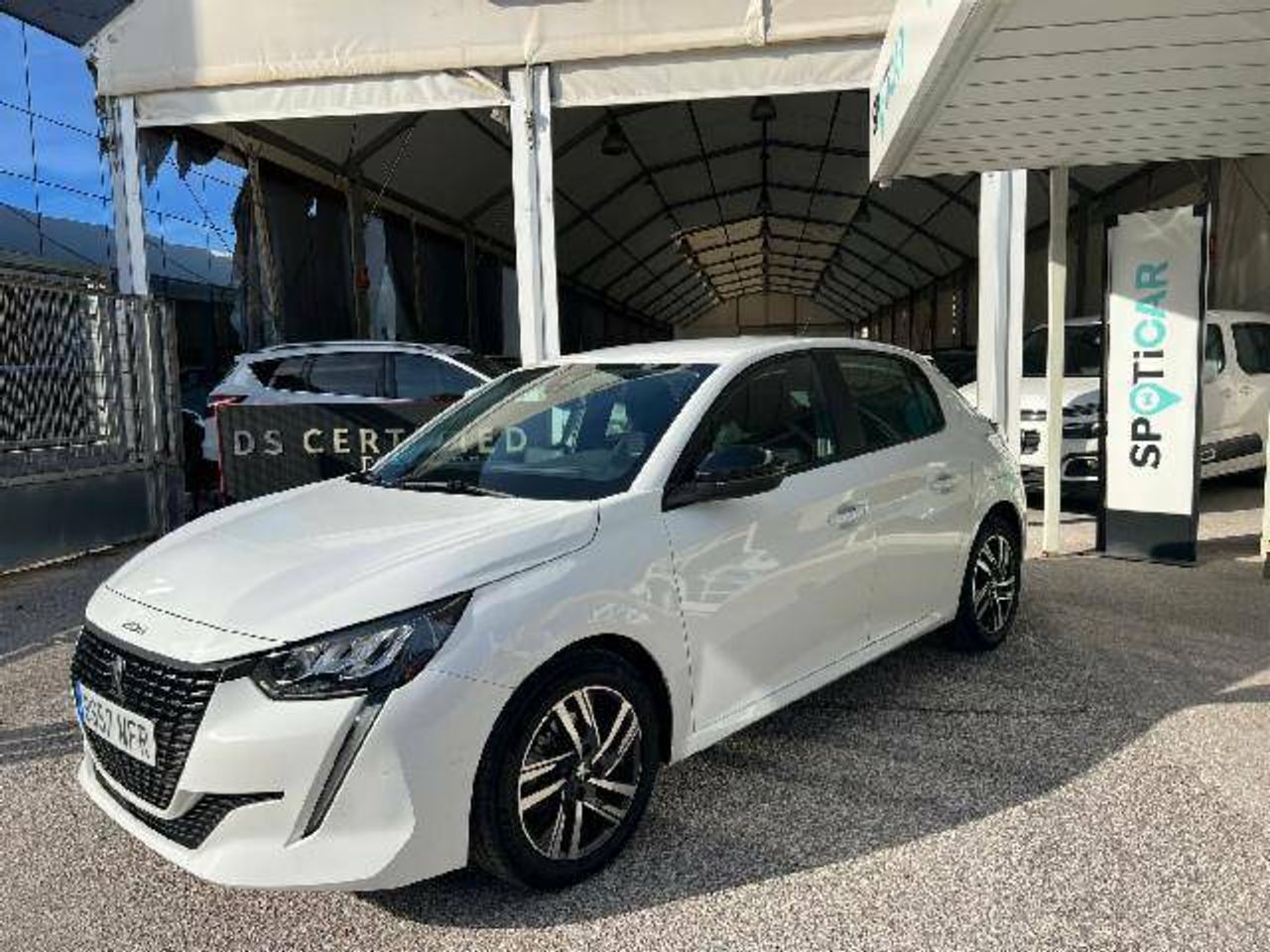 Foto Peugeot 208 1