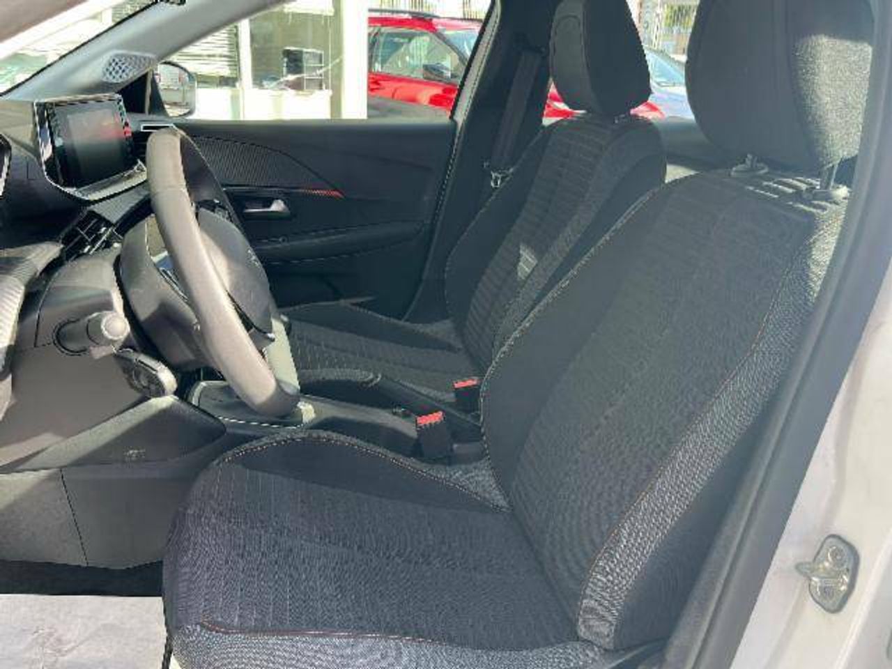 Foto Peugeot 208 7