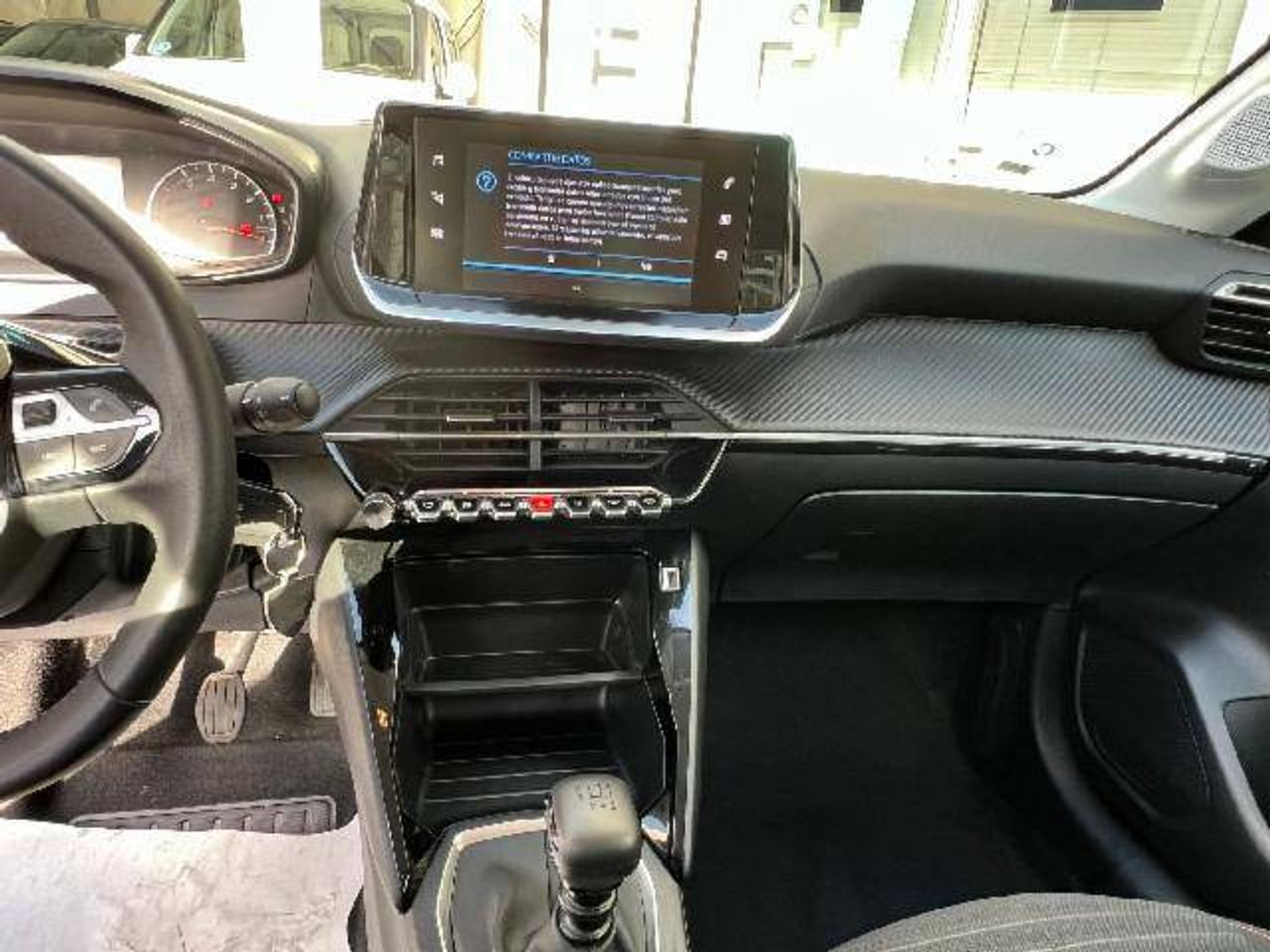 Foto Peugeot 208 12