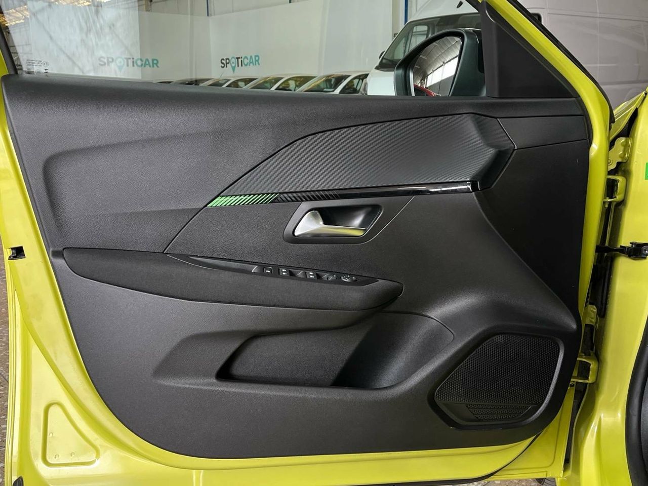 Foto Peugeot 208 14