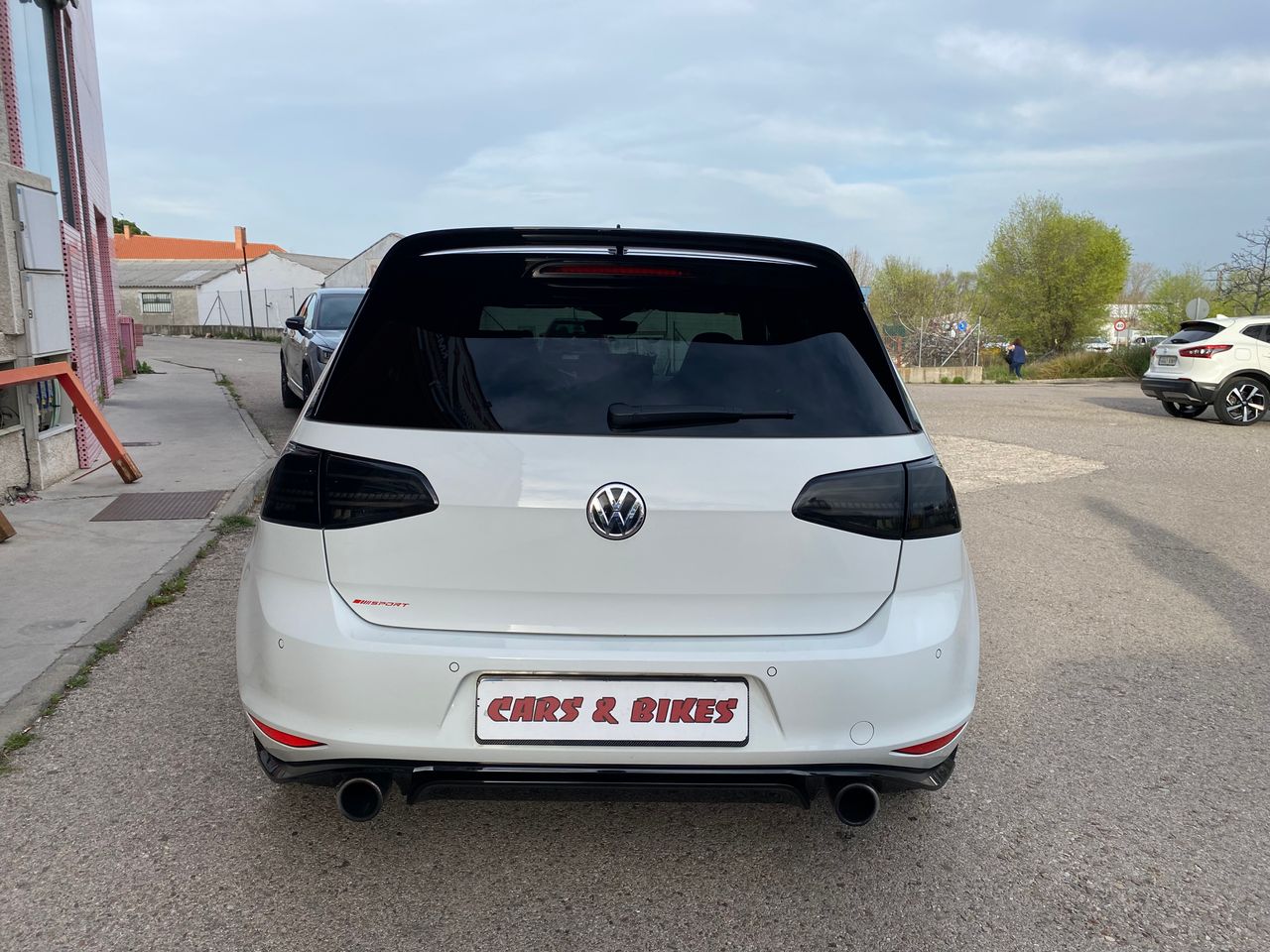 Foto Volkswagen Golf 28