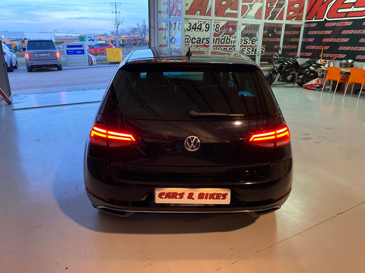 Foto Volkswagen Golf 8