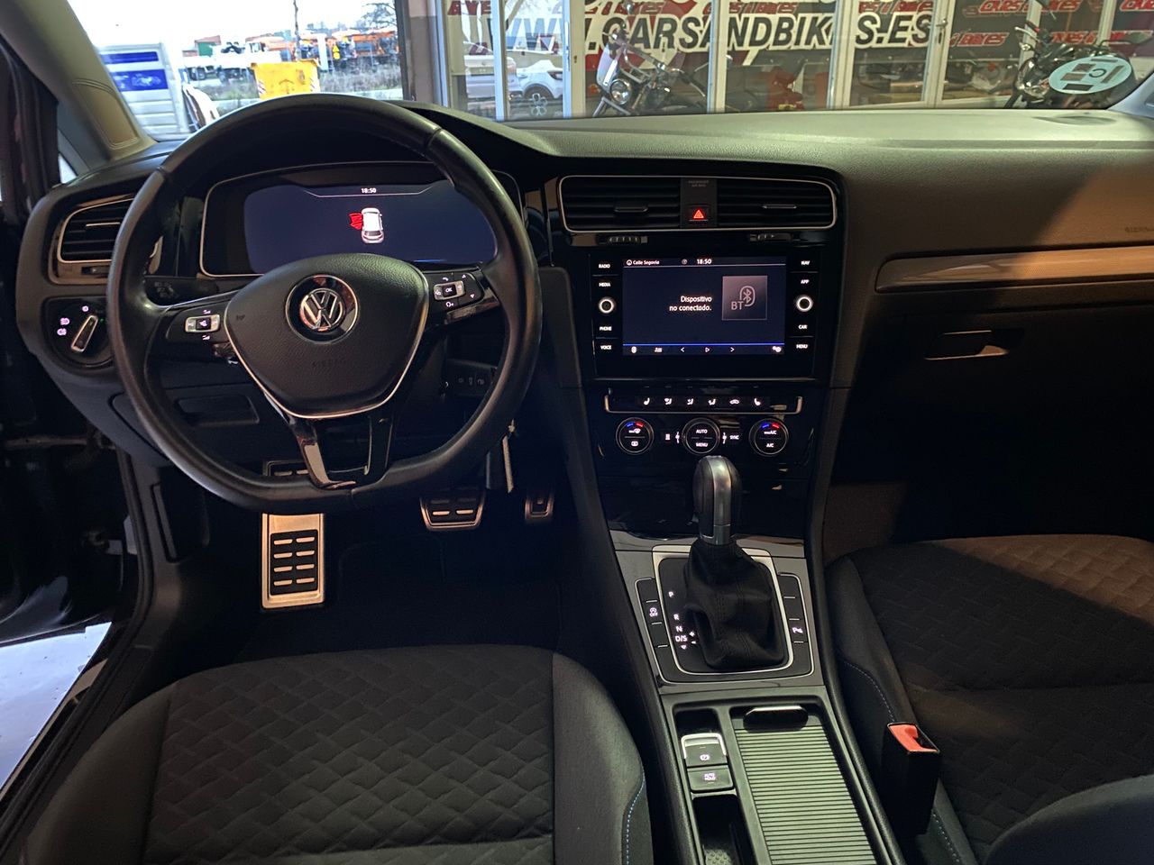 Foto Volkswagen Golf 12