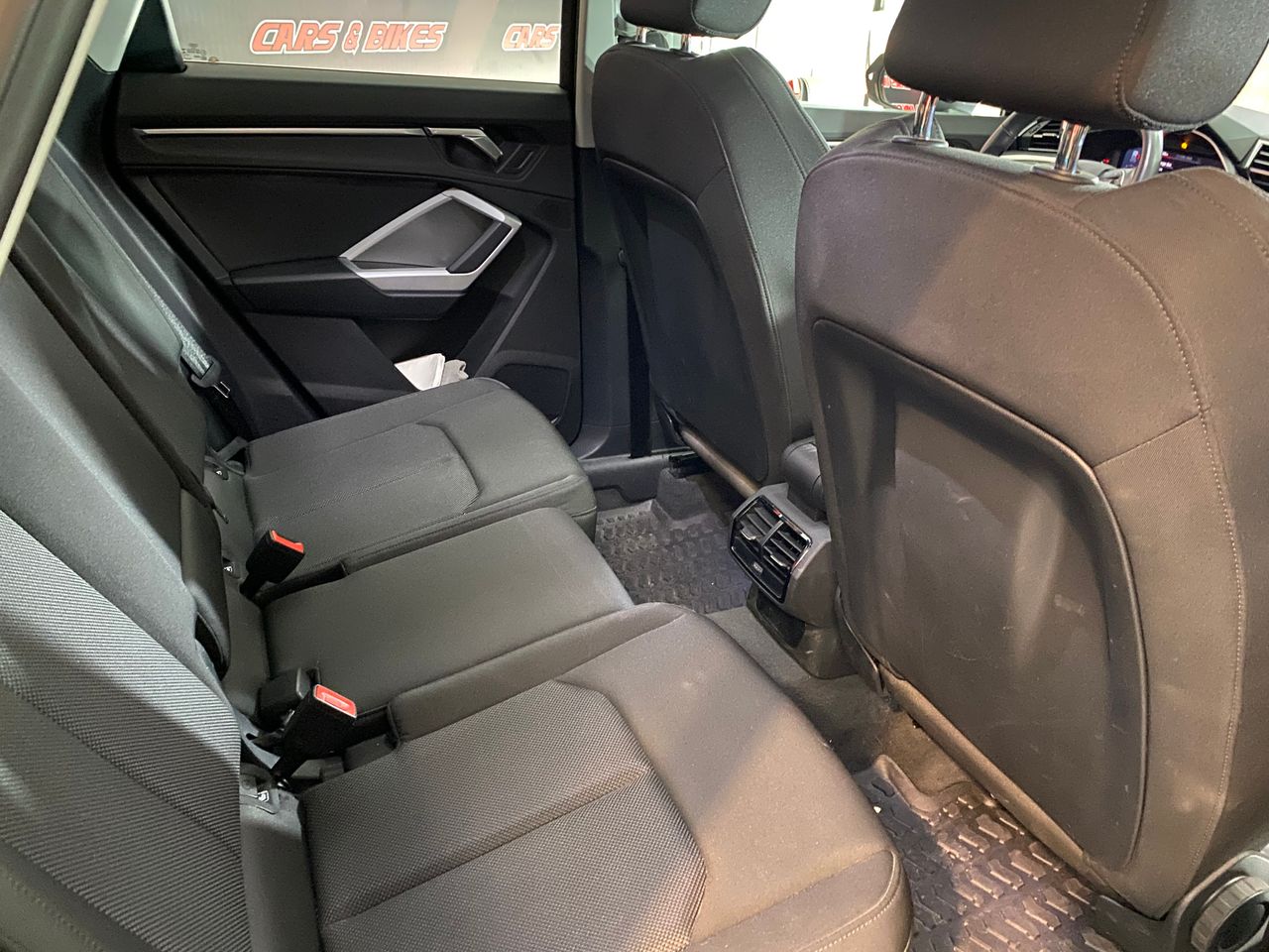 Foto Audi Q3 10