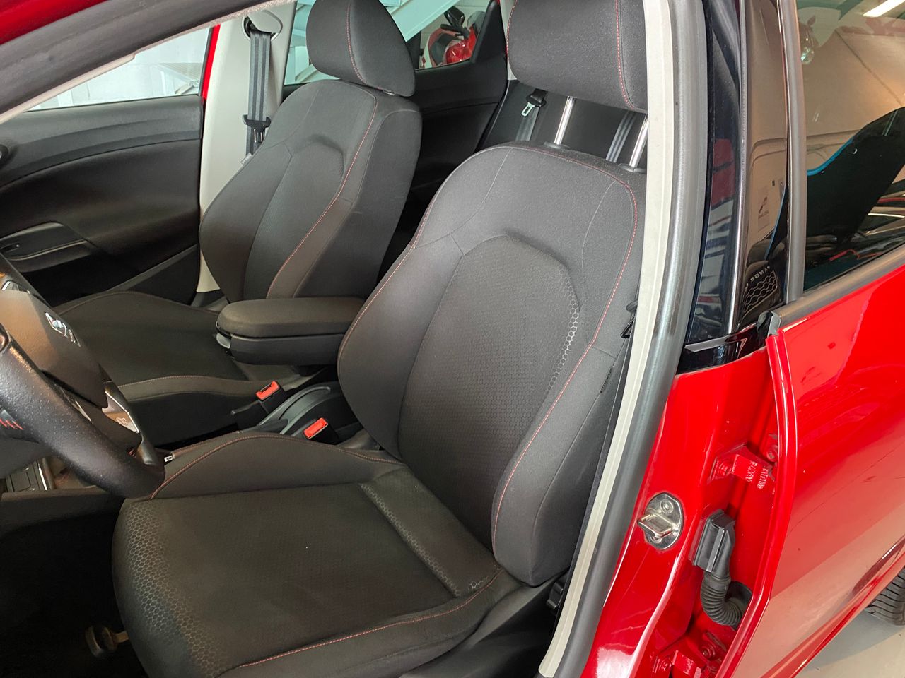 Foto Seat Ibiza 14