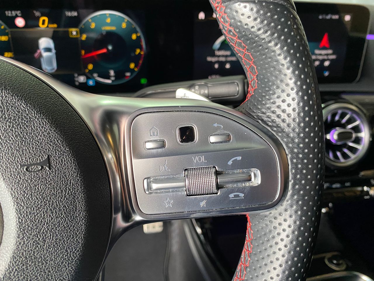 Foto Mercedes-Benz Clase A 36