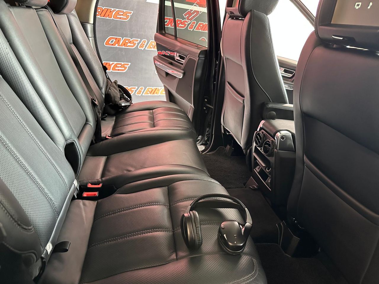 Foto Land-Rover Range Rover Sport 34