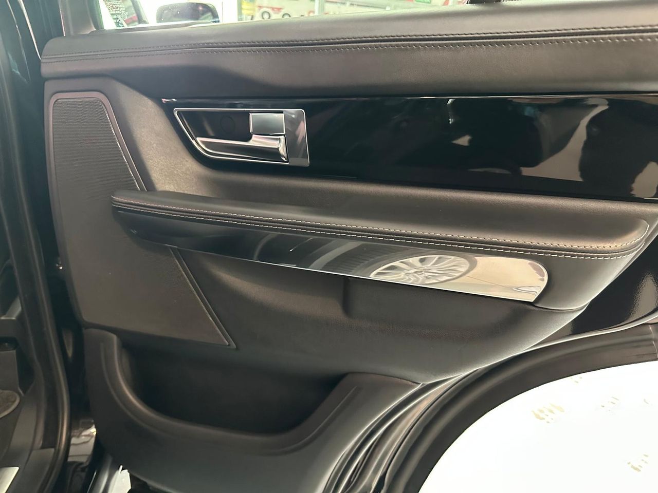 Foto Land-Rover Range Rover Sport 40