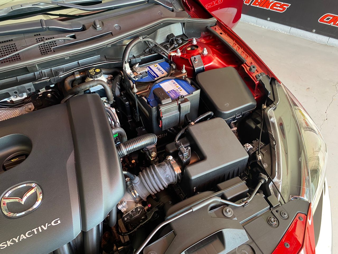 Foto Mazda Mazda2 24