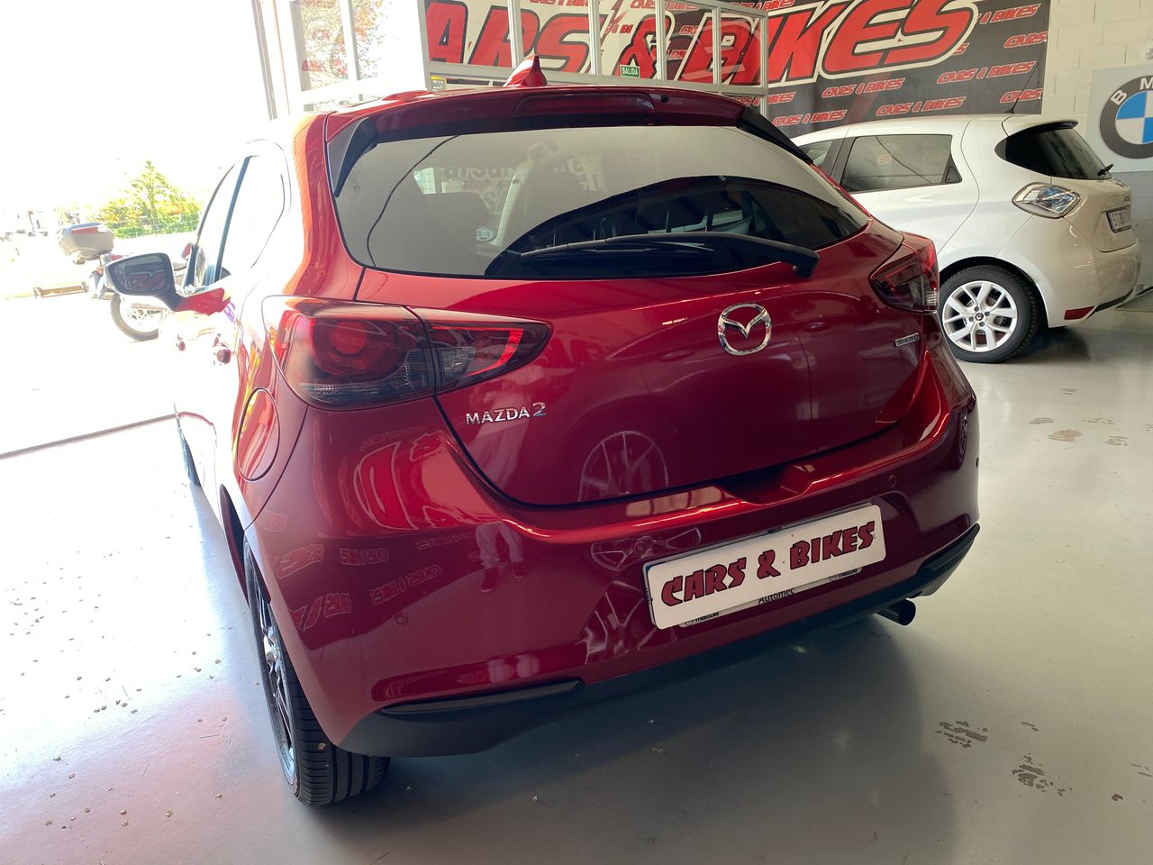 Foto Mazda Mazda2 28