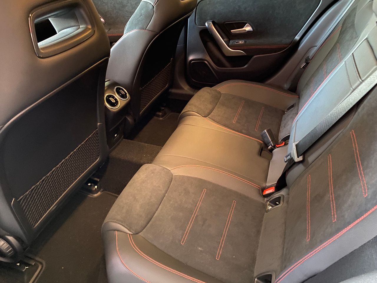 Foto Mercedes-Benz Clase A 18