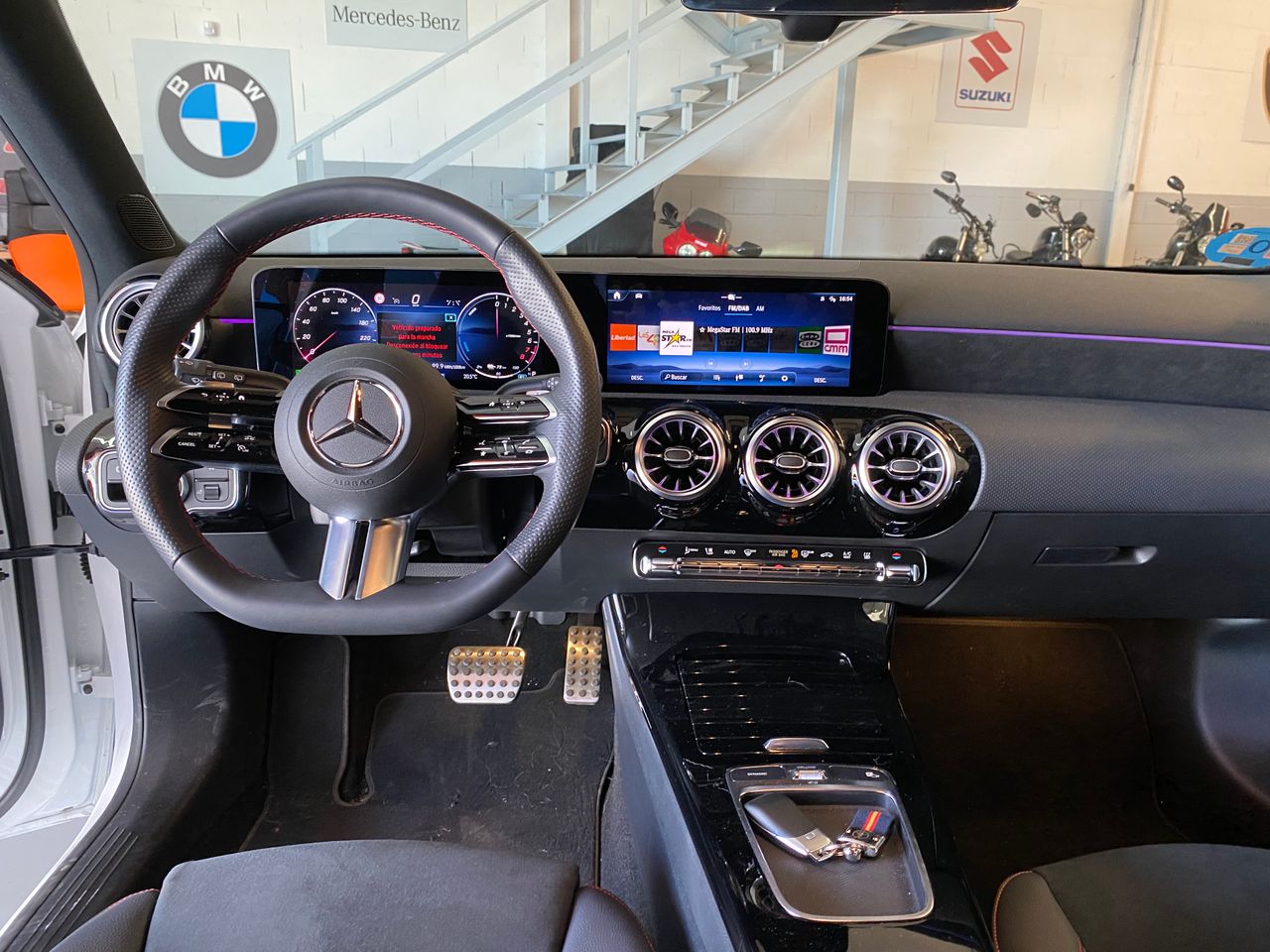 Foto Mercedes-Benz Clase A 30