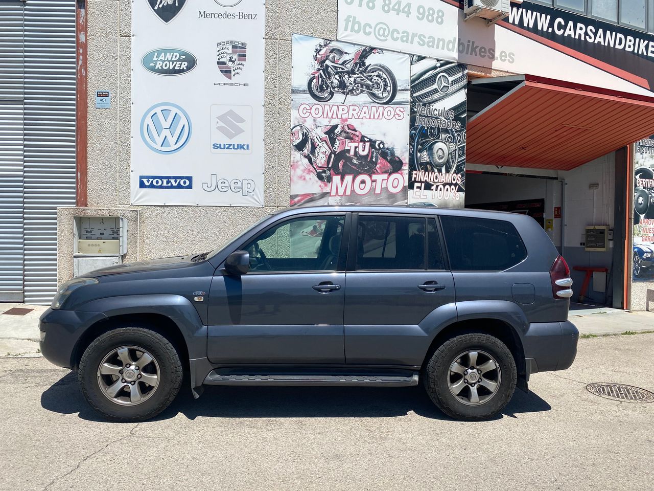 Foto Toyota Land Cruiser 2