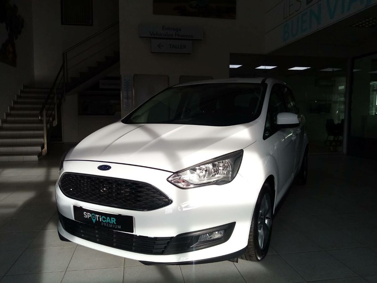 Foto Ford Grand C-MAX 1