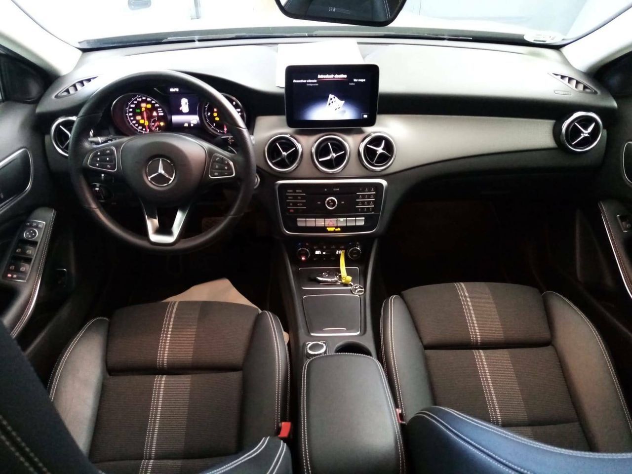 Foto Mercedes-Benz Clase GLA 10