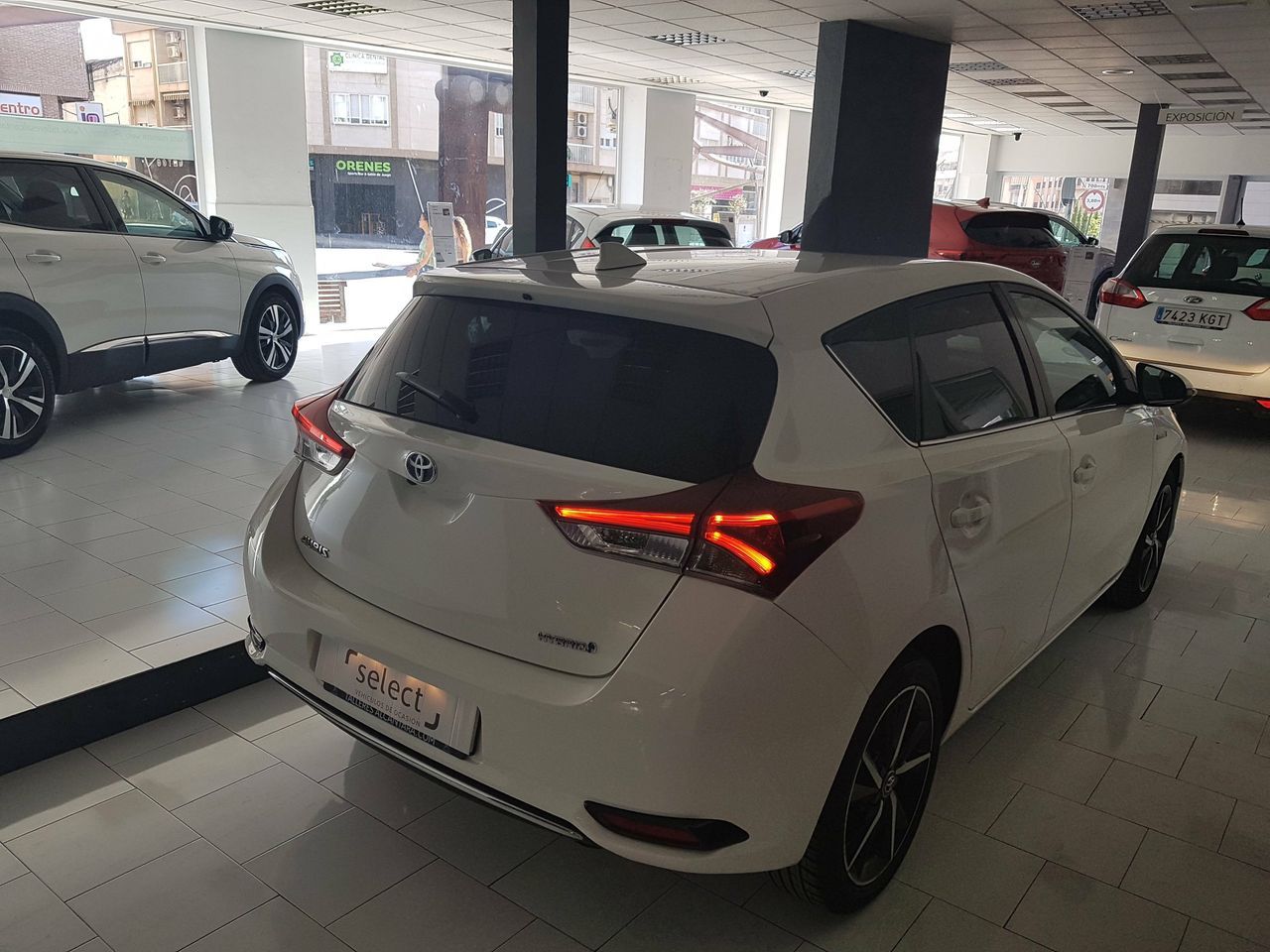 Foto Toyota Auris 23