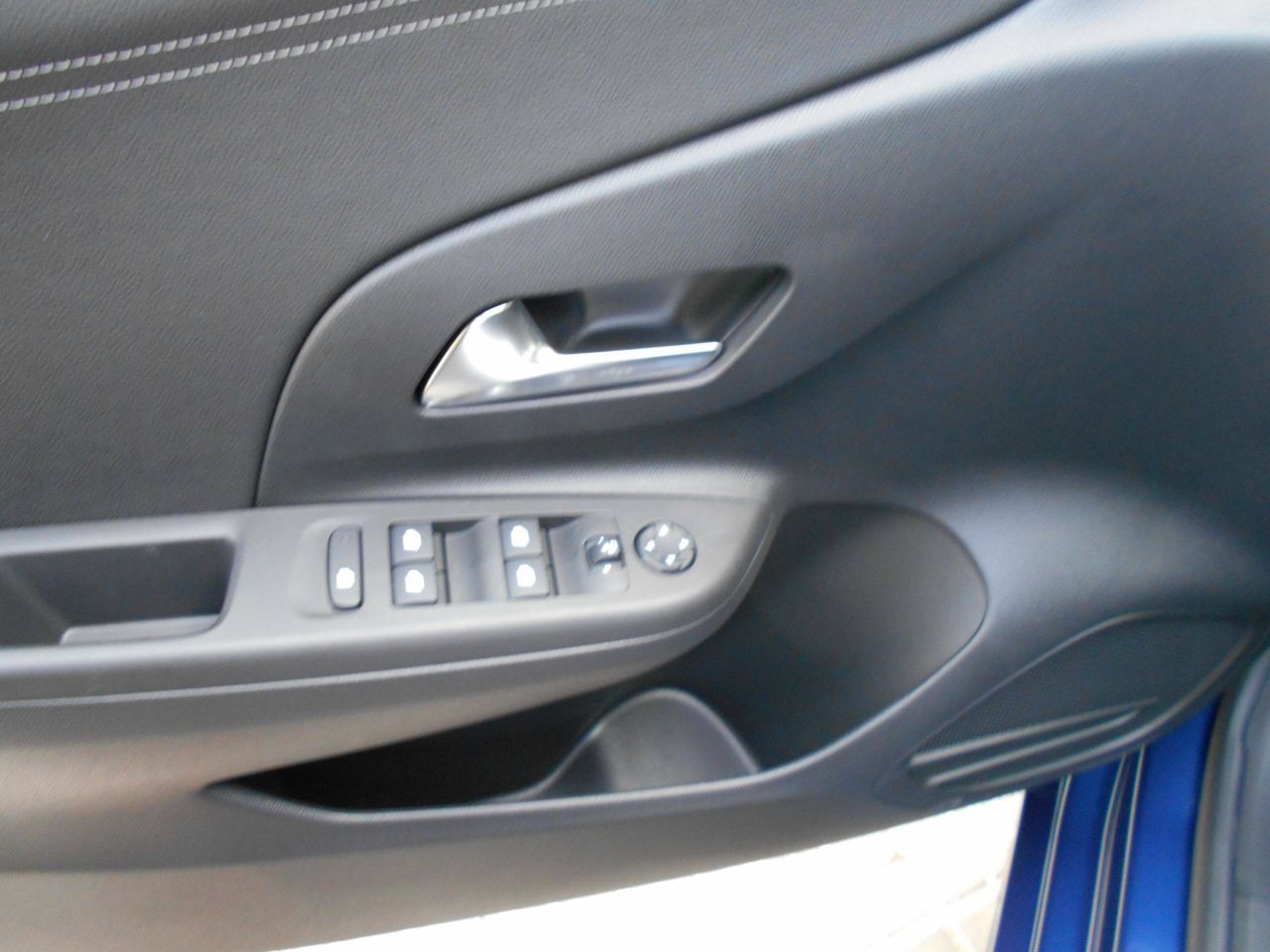 Foto Opel Corsa 15
