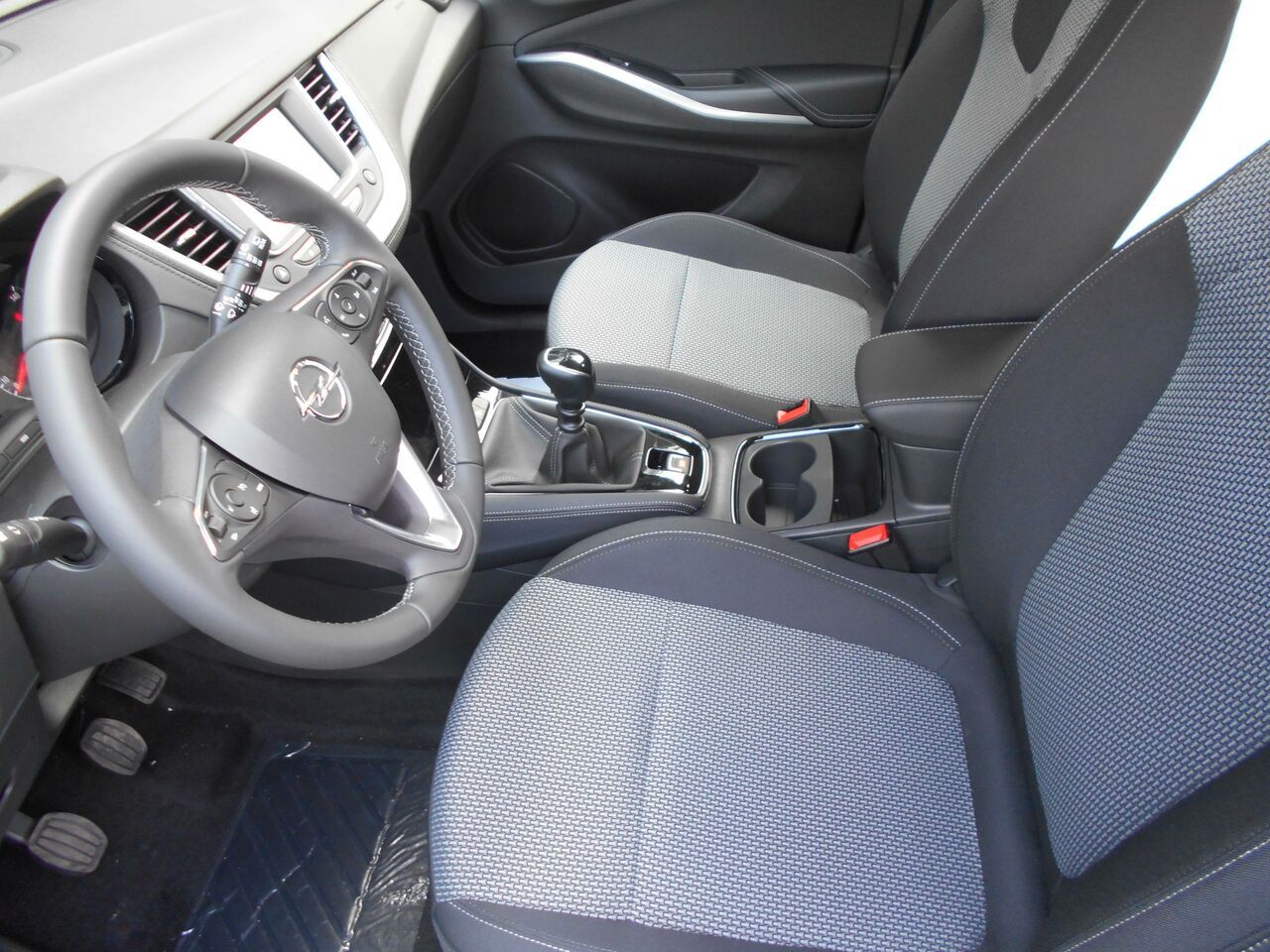 Foto Opel Grandland X 9