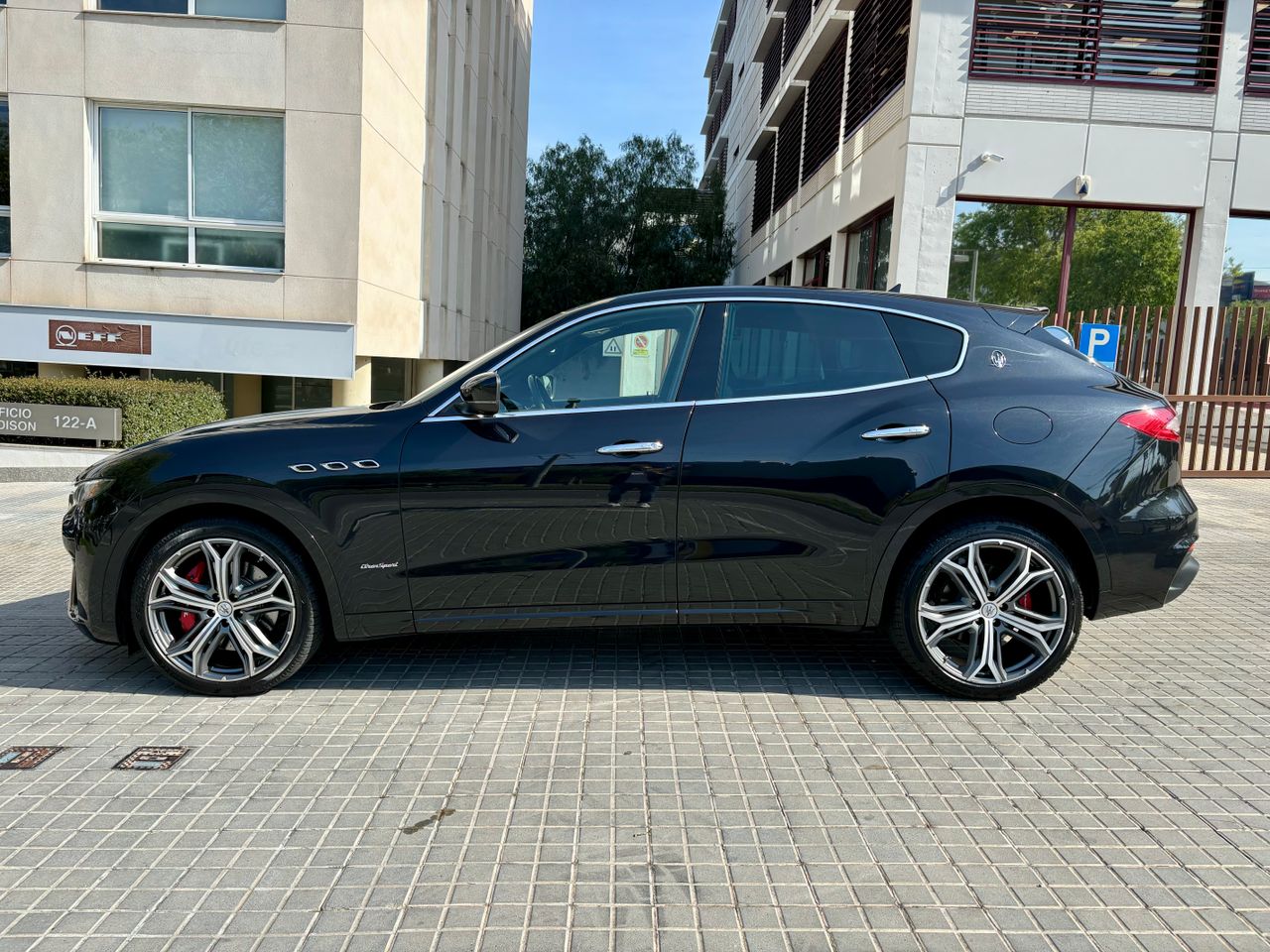 Foto Maserati Levante 3