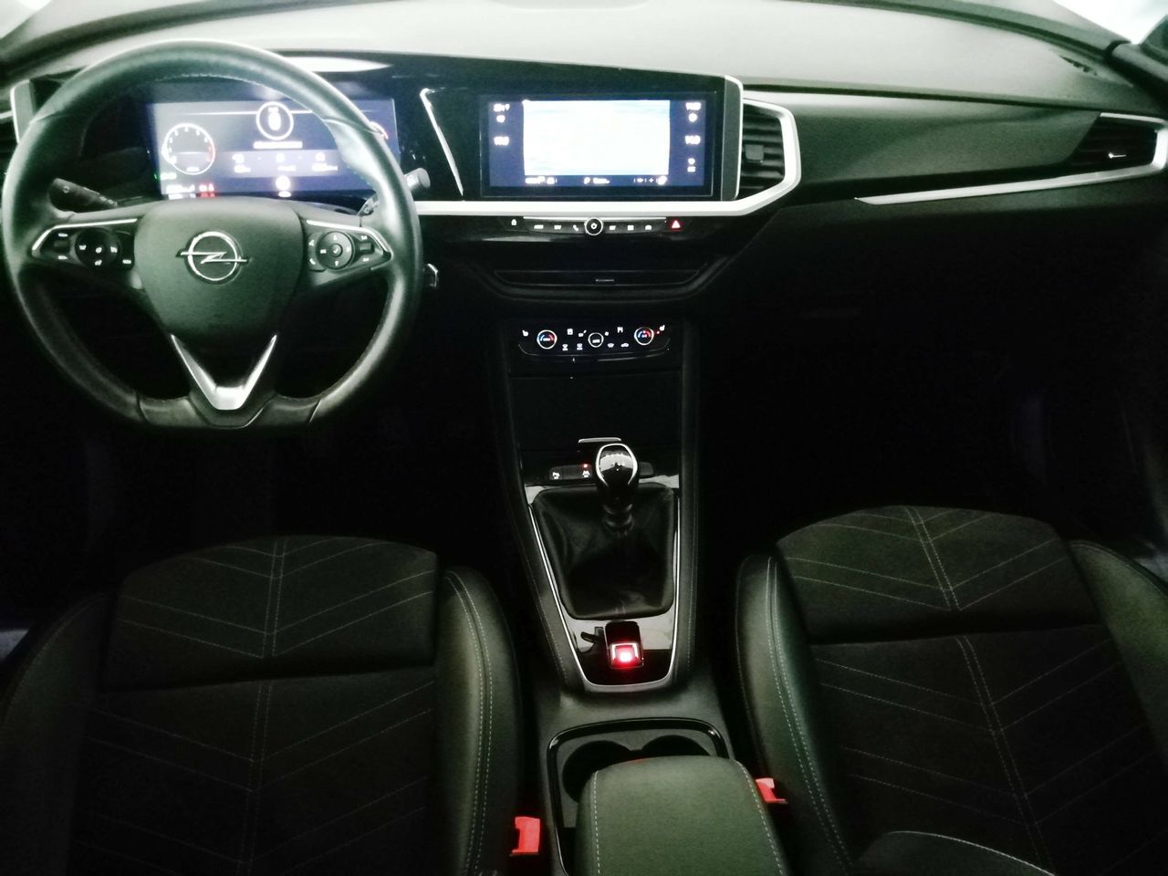 Foto Opel Grandland X 8