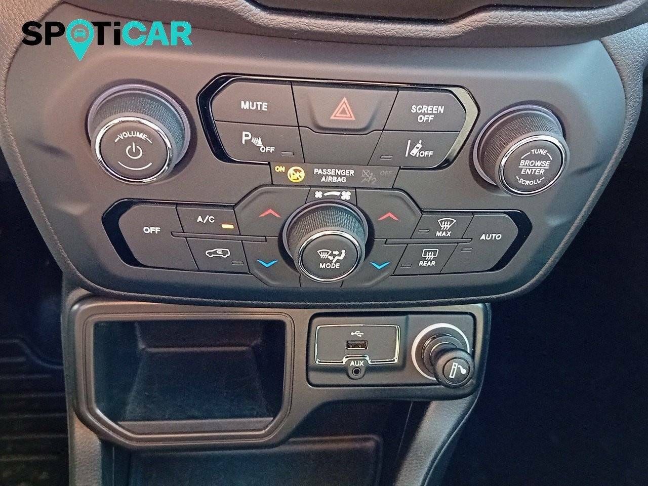Foto Jeep Renegade 15
