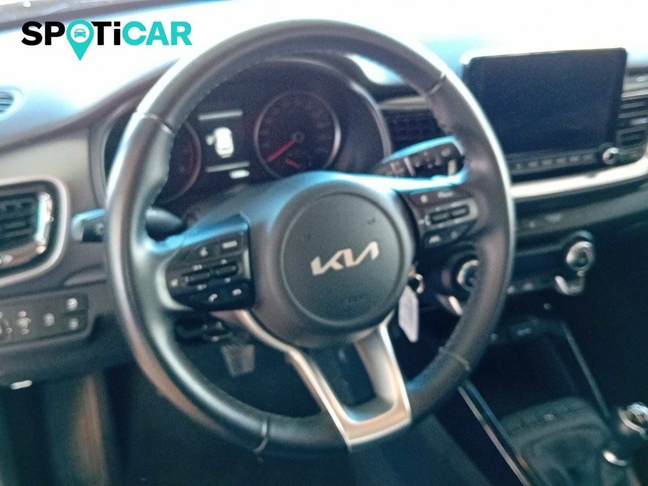 Foto Kia Stonic 9