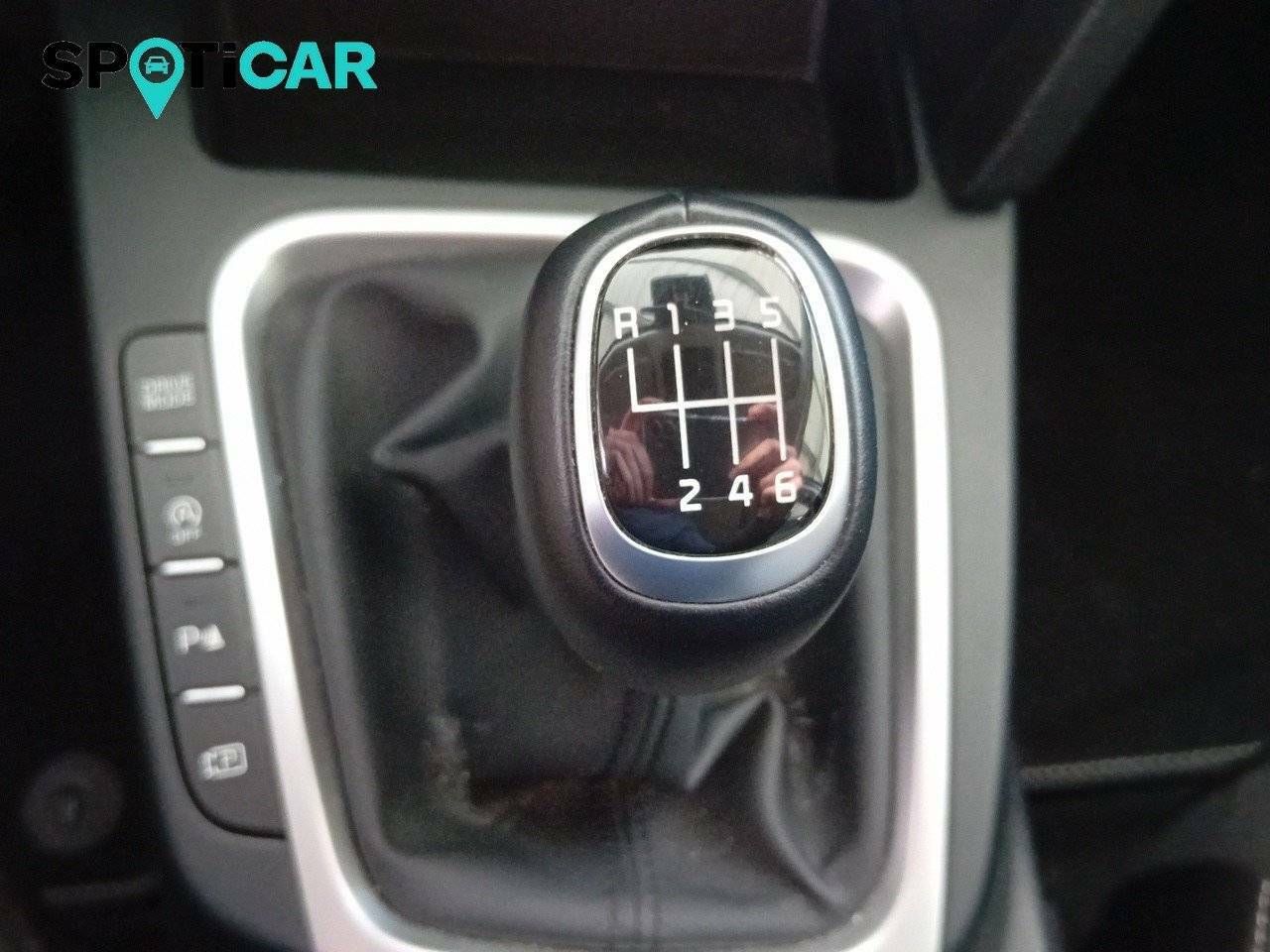 Foto Kia XCeed 14