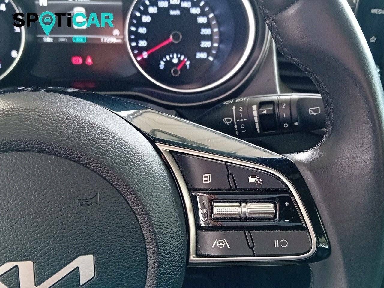 Foto Kia XCeed 19