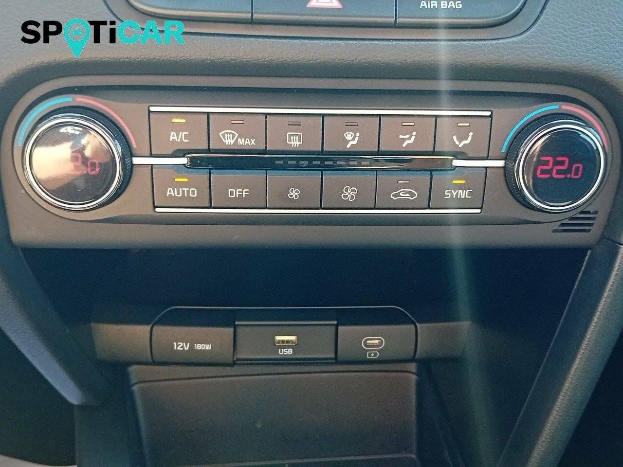 Foto Kia XCeed 15