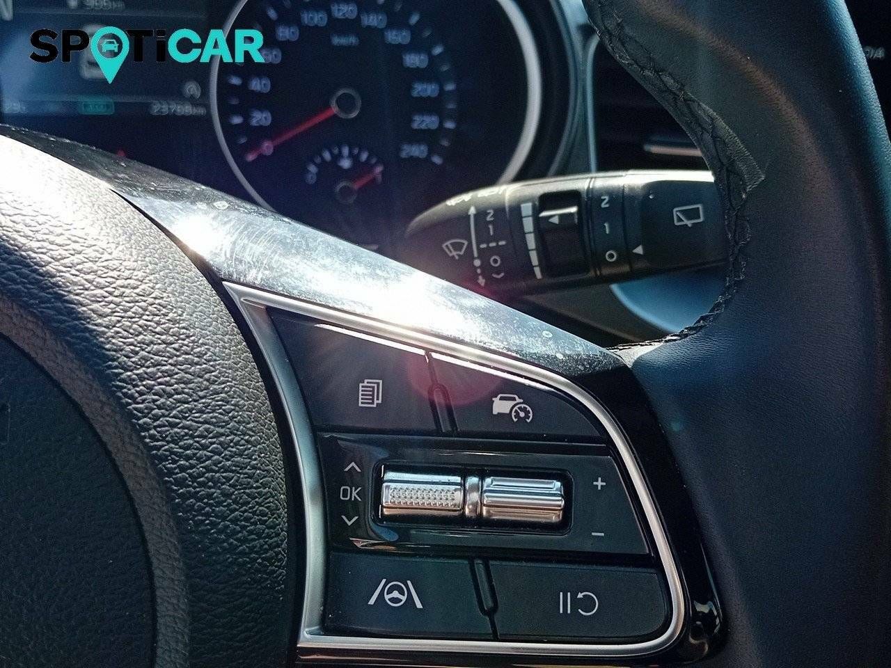 Foto Kia XCeed 19