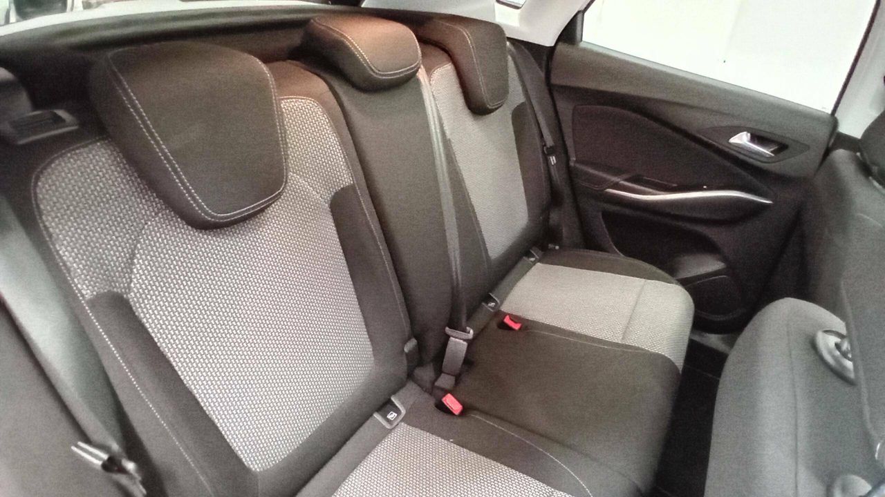 Foto Opel Grandland X 10