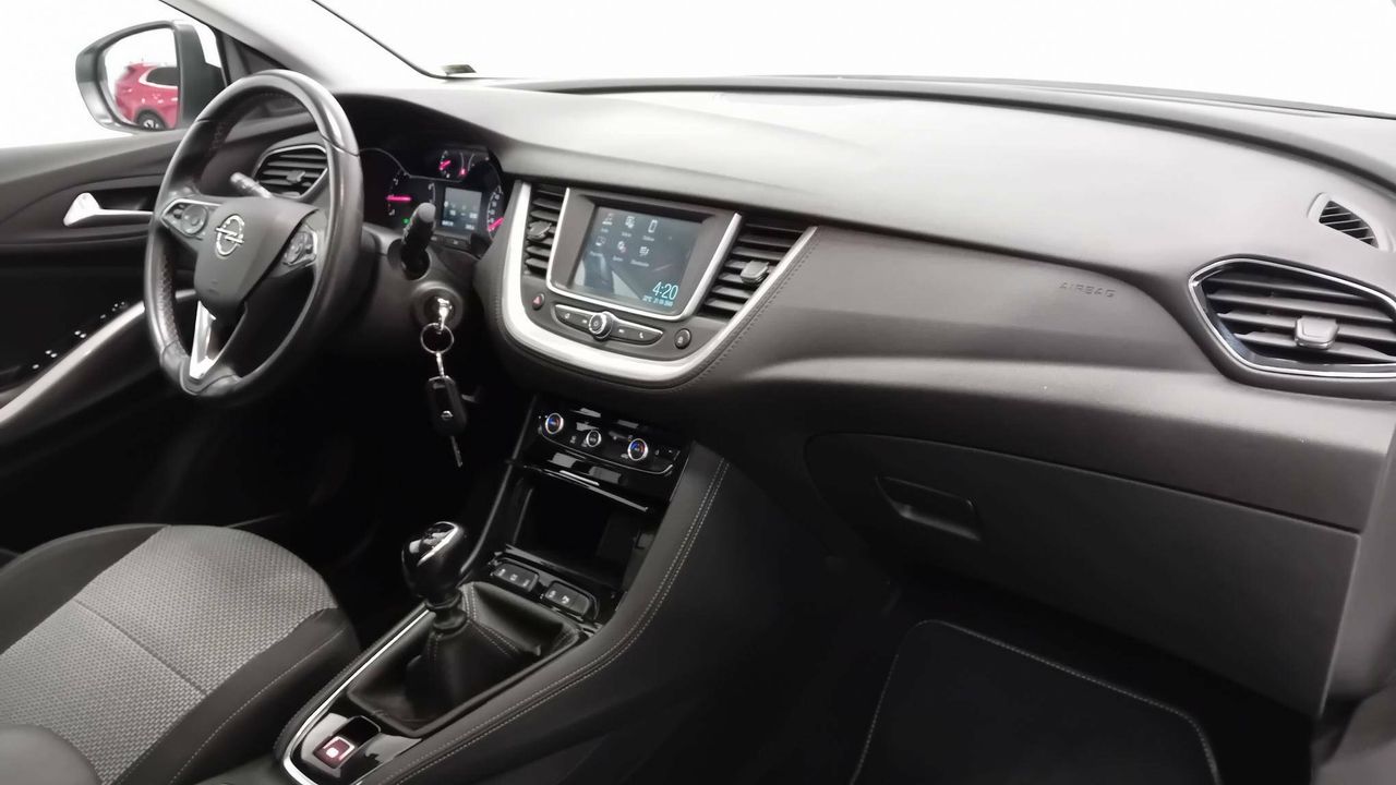 Foto Opel Grandland X 19