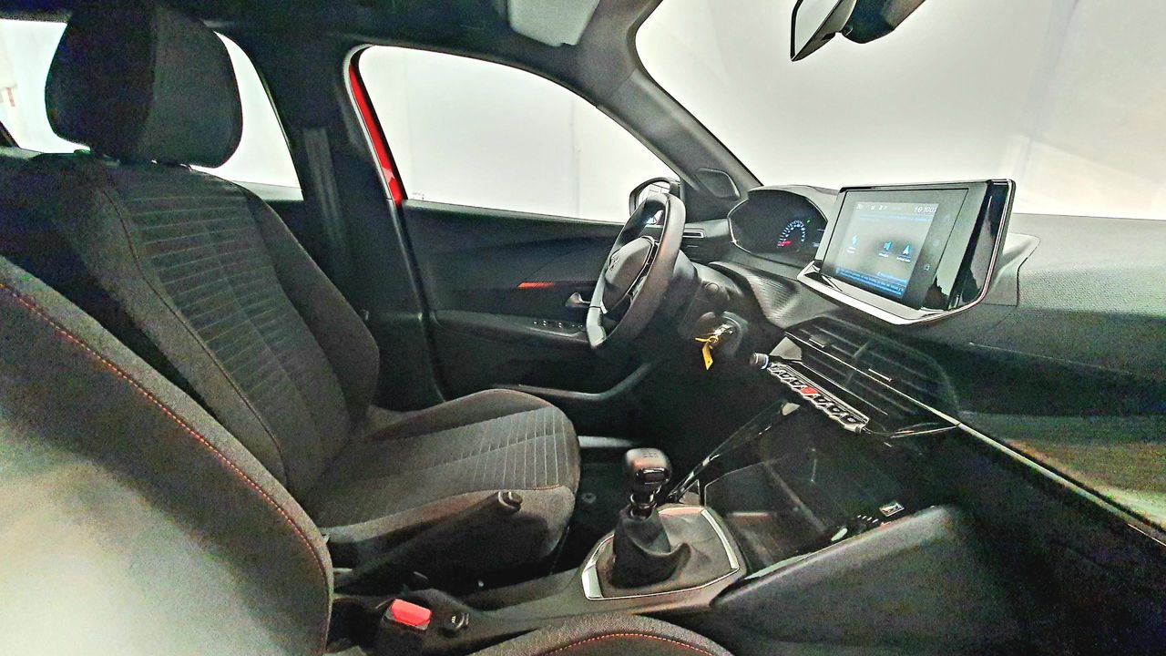 Foto Peugeot 2008 9