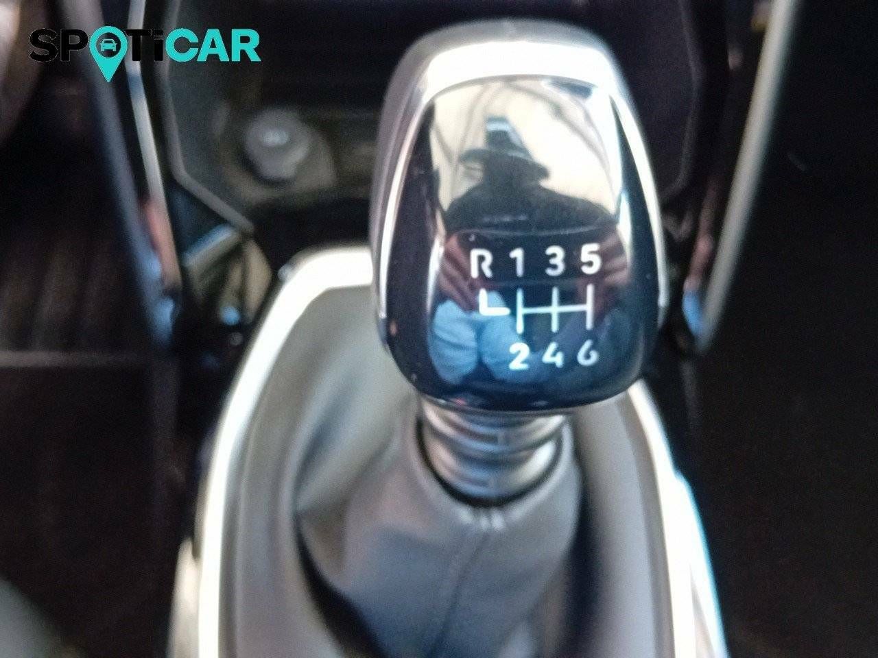 Foto Peugeot 2008 14