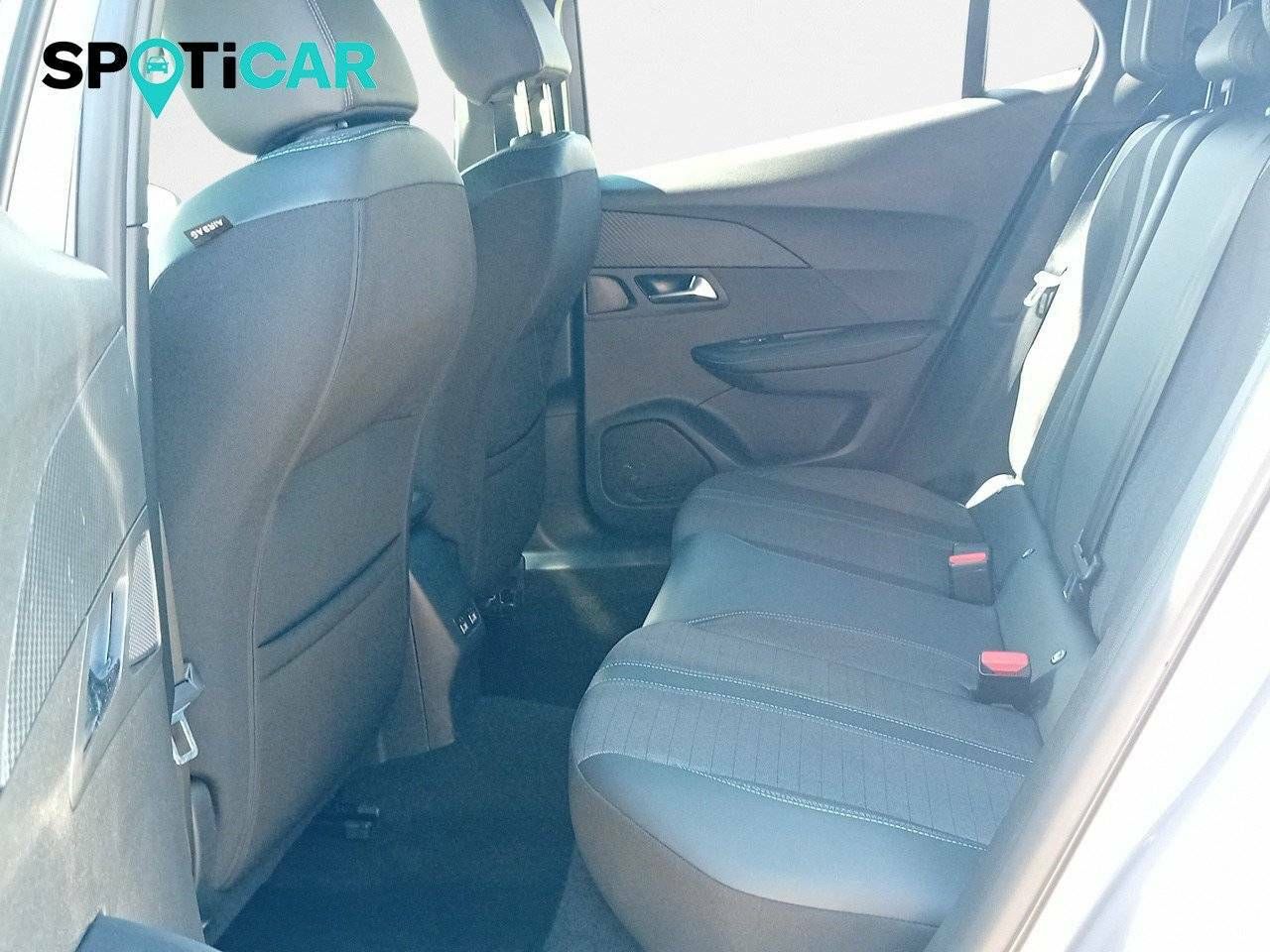 Foto Peugeot 2008 12