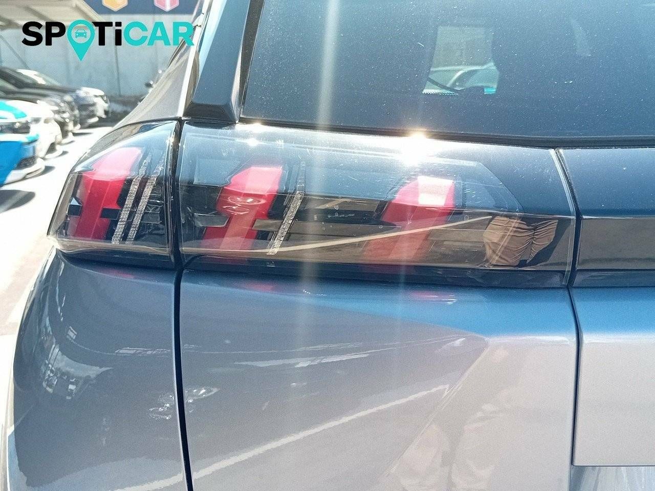 Foto Peugeot 2008 17