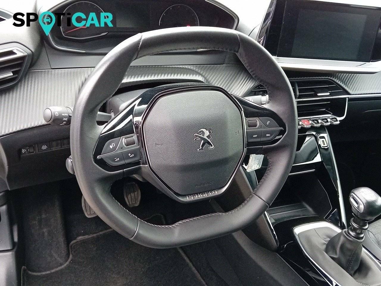 Foto Peugeot 2008 9