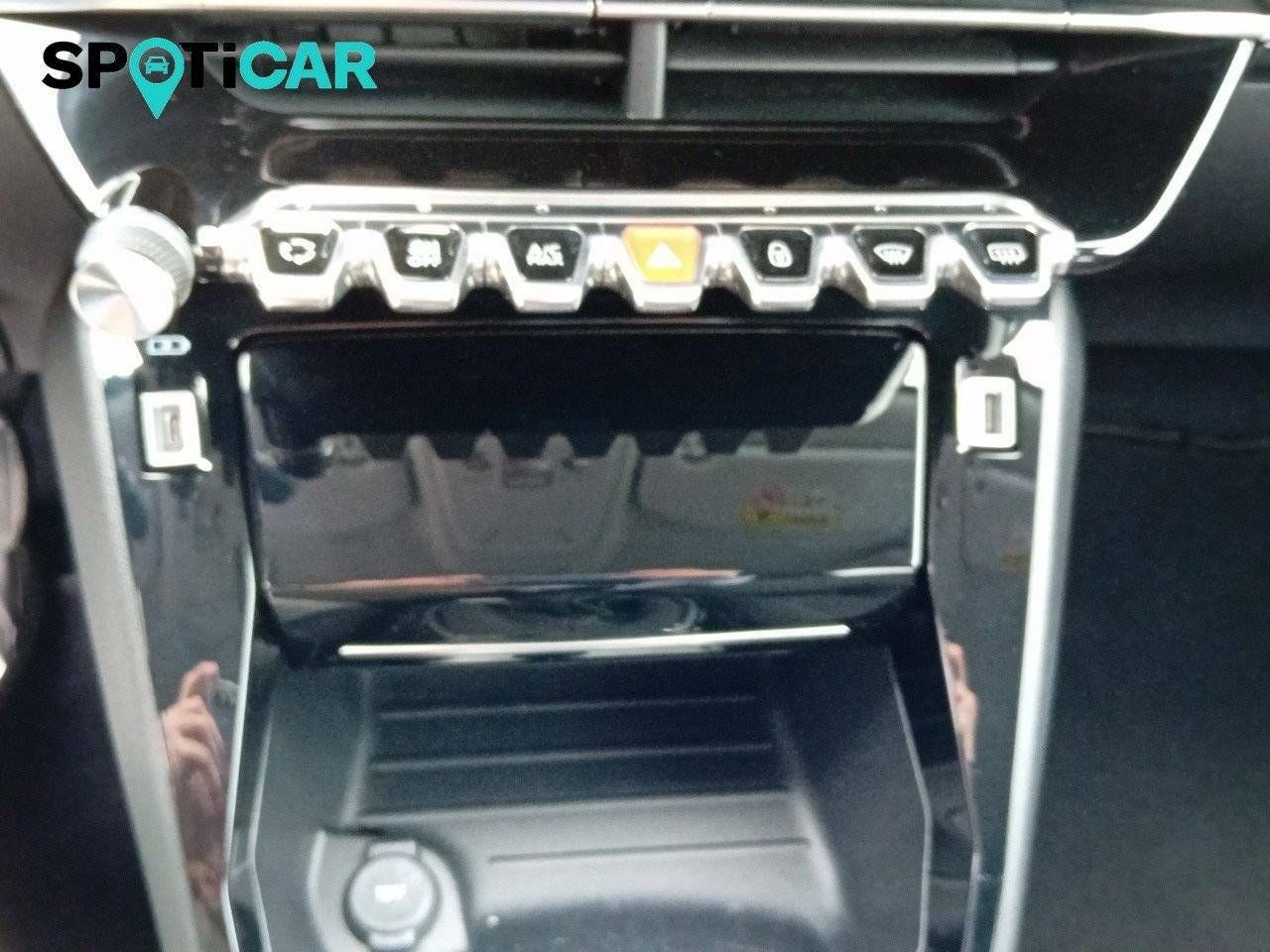Foto Peugeot 2008 18