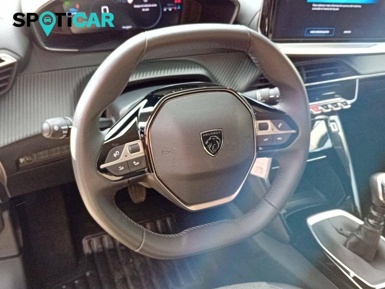 Foto Peugeot 208 9