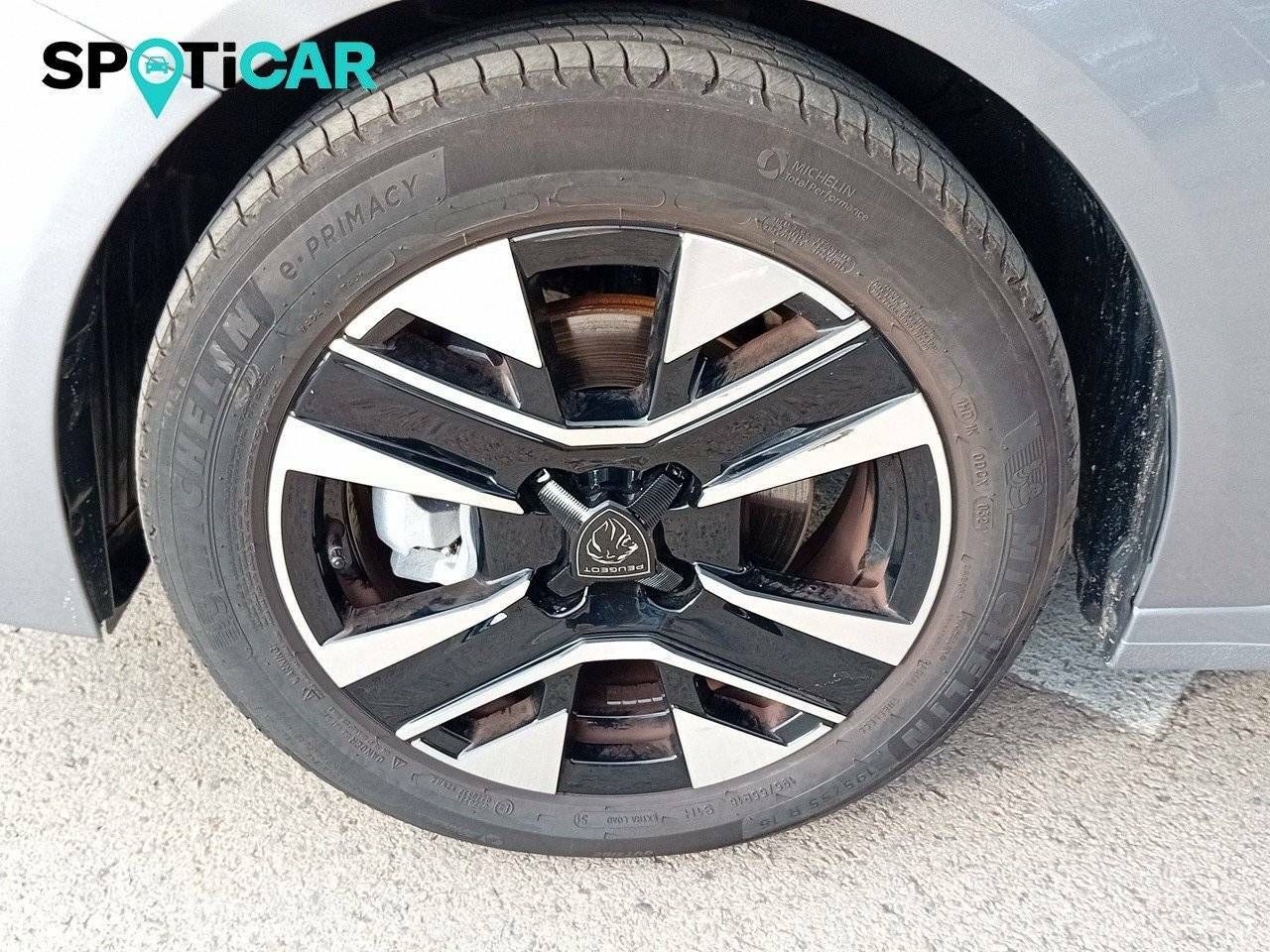 Foto Peugeot 208 13
