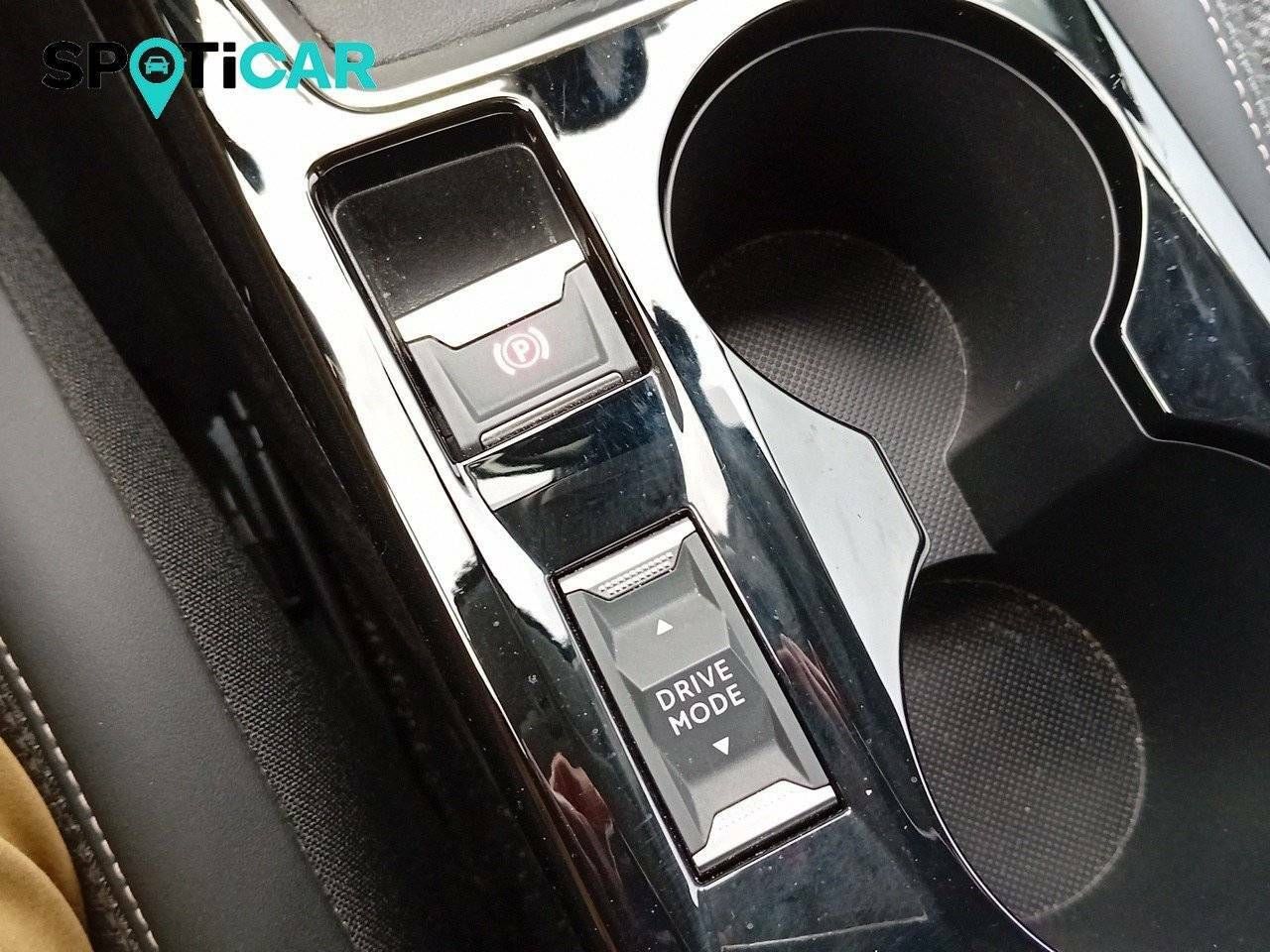 Foto Peugeot 208 15