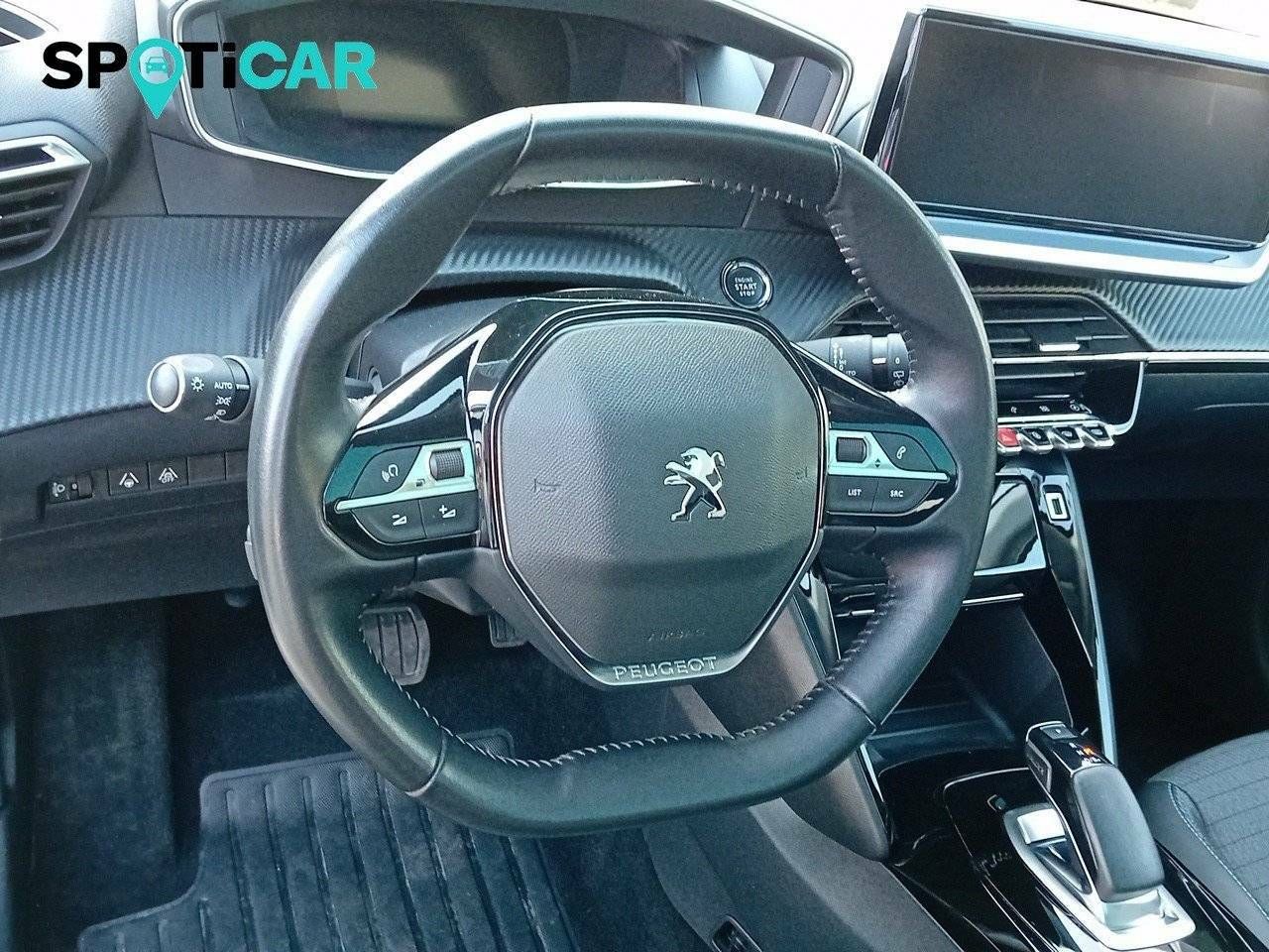 Foto Peugeot 208 9