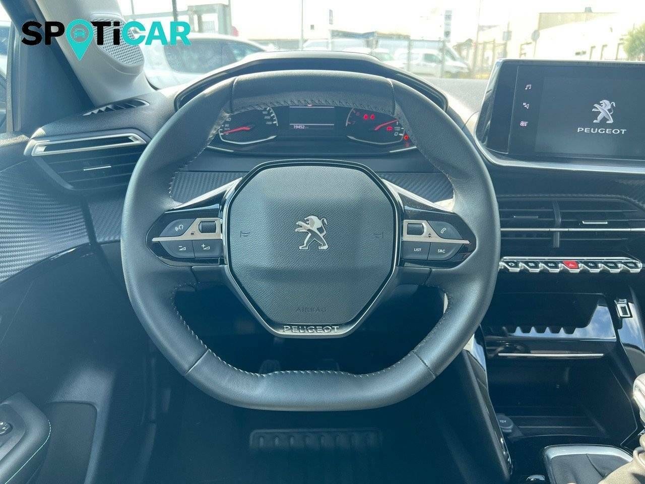 Foto Peugeot 208 9