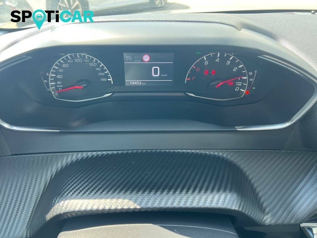 Foto Peugeot 208 10