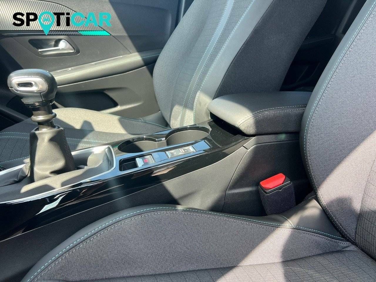 Foto Peugeot 208 19
