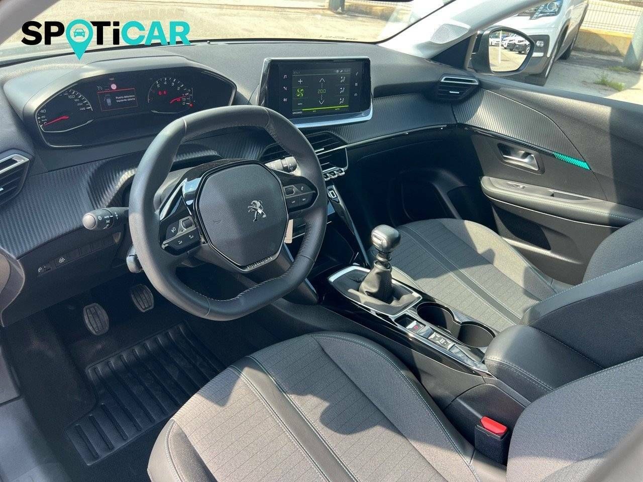 Foto Peugeot 208 26