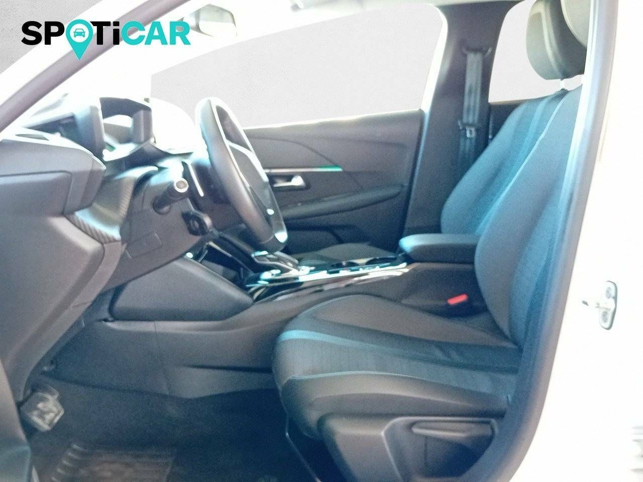 Foto Peugeot 208 11