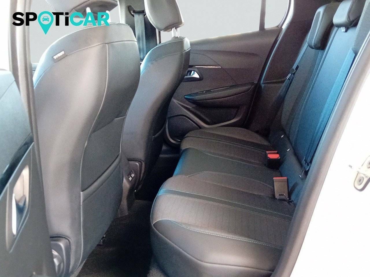 Foto Peugeot 208 12