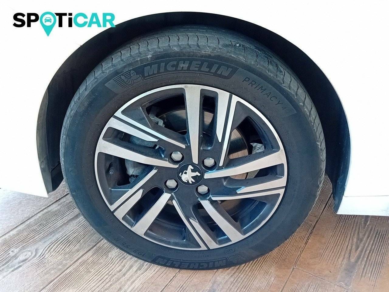 Foto Peugeot 208 13